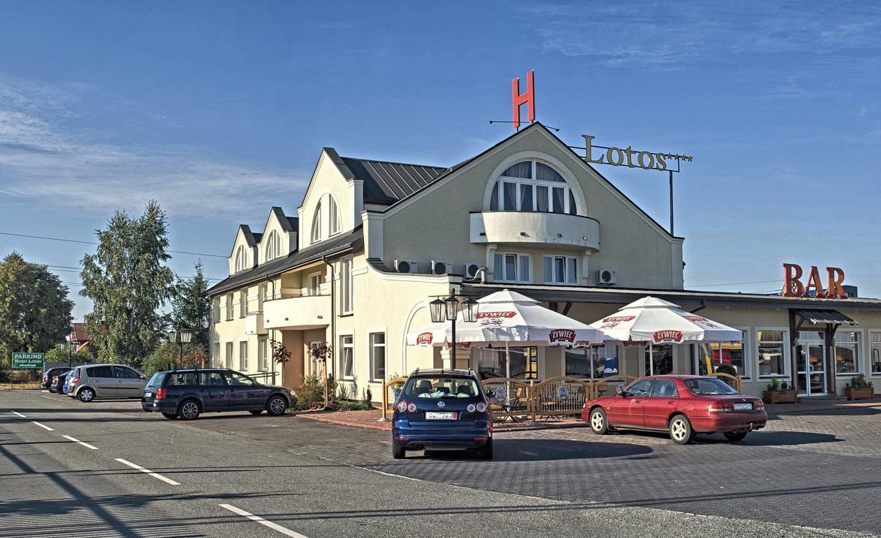 Hotel Lotos Woskrzenice Duze エクステリア 写真